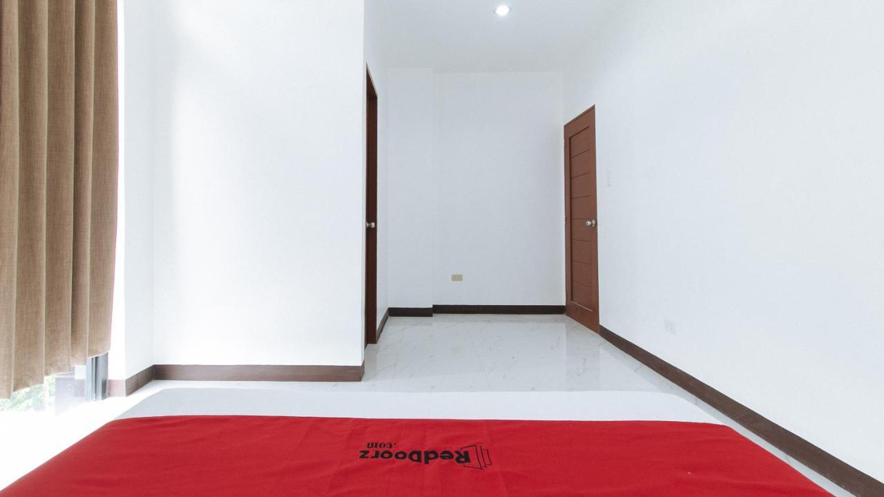 Reddoorz At Good 101 Paranaque Paranaque City Esterno foto