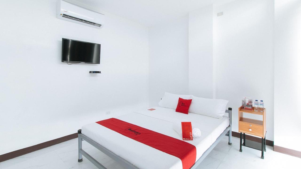Reddoorz At Good 101 Paranaque Paranaque City Esterno foto